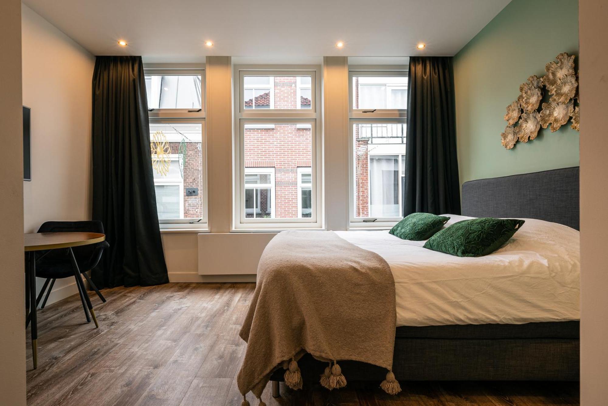 Familie Hotel & Apartments Alkmaar Eksteriør billede