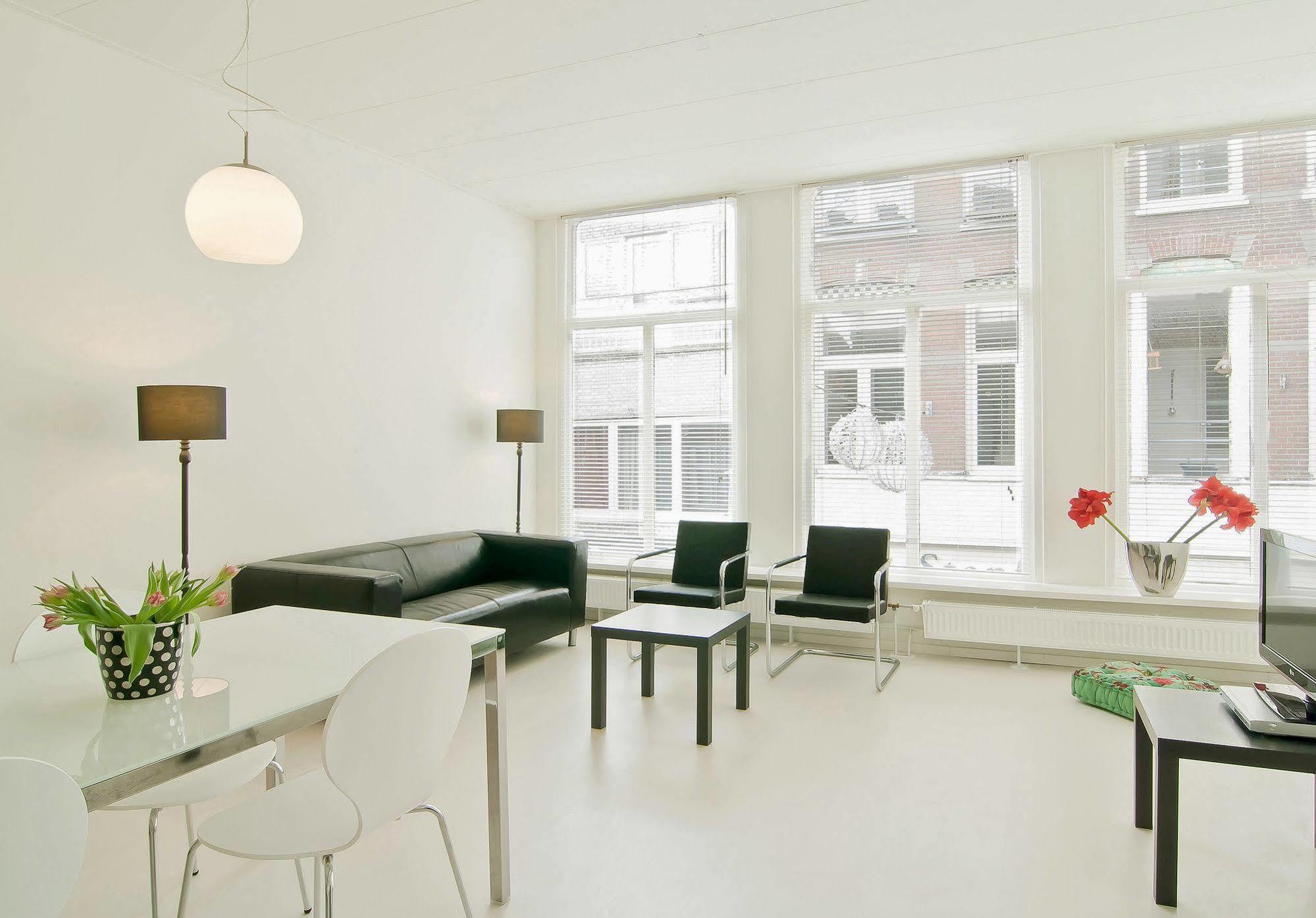 Familie Hotel & Apartments Alkmaar Eksteriør billede